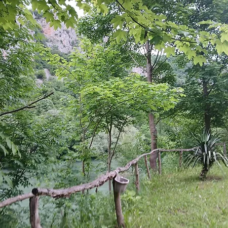 Kamp Na Uni Campsite