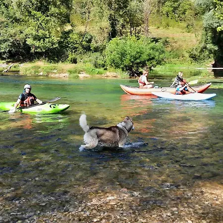 Kamp Na Uni Campsite *